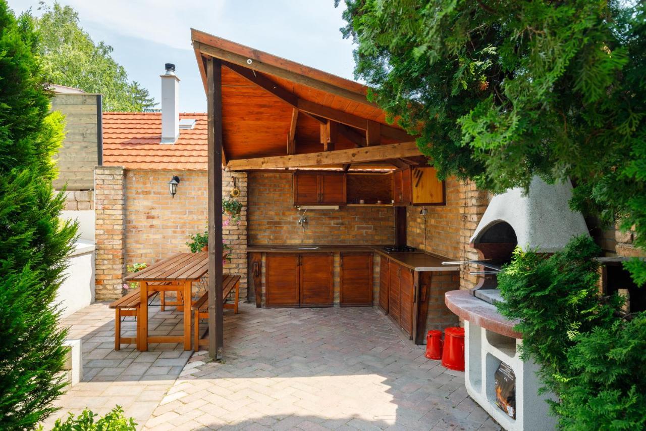 Casa Montana Apartments Balatonalmádi Zewnętrze zdjęcie